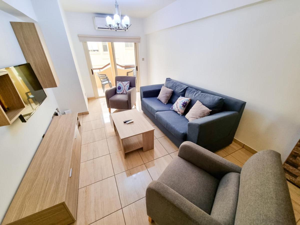 Sunbay City Rooms Ларнака Екстер'єр фото