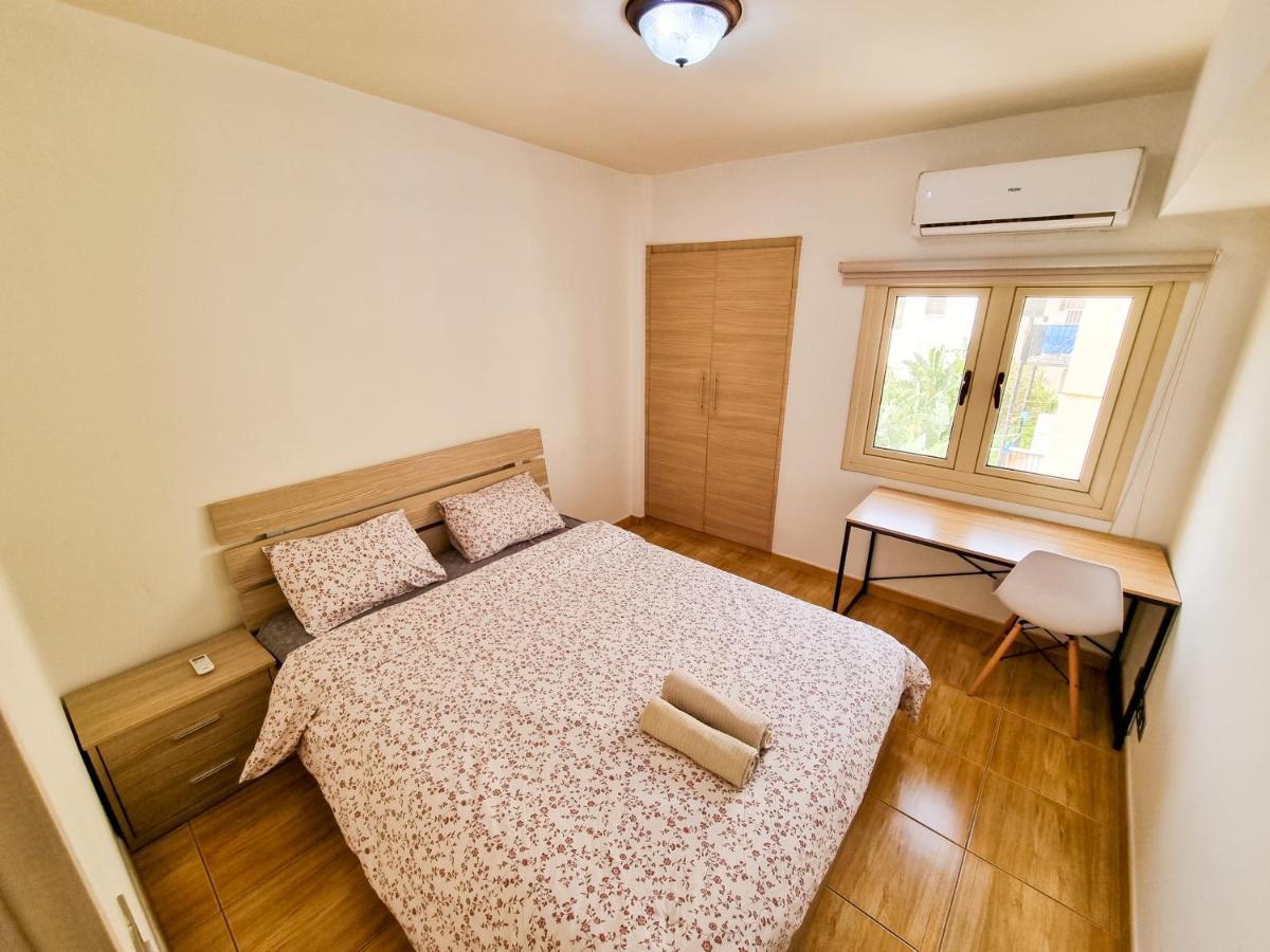 Sunbay City Rooms Ларнака Екстер'єр фото