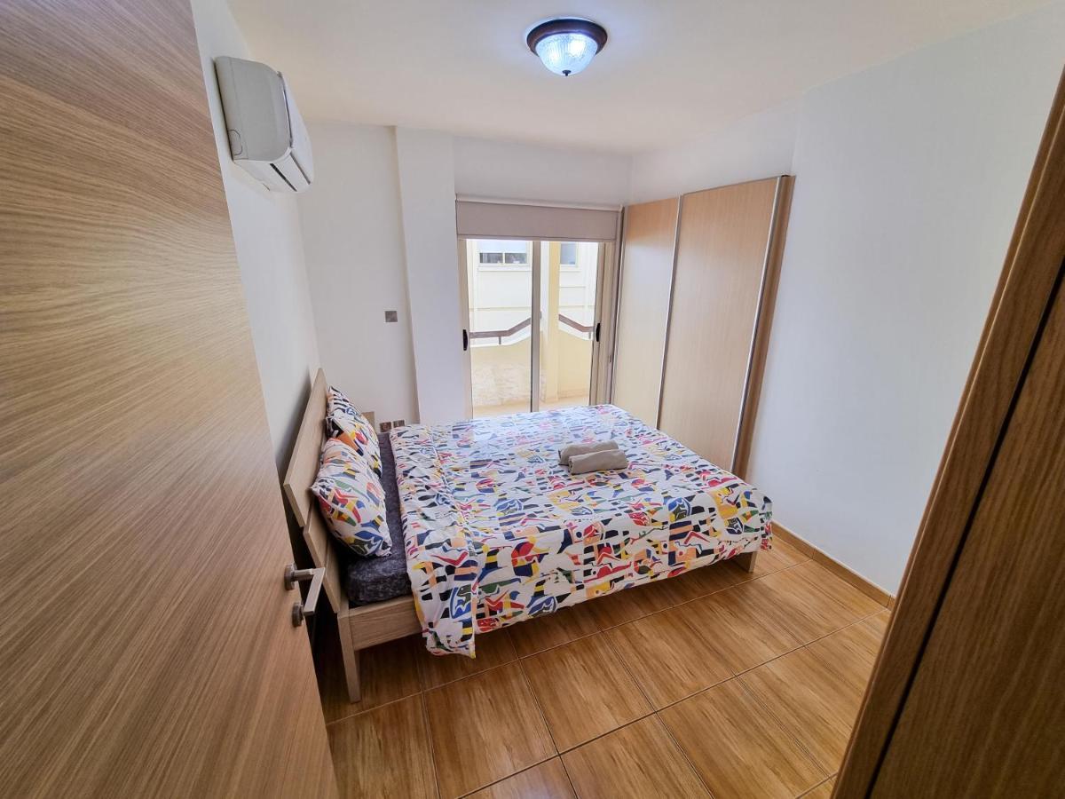 Sunbay City Rooms Ларнака Екстер'єр фото